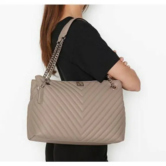 Victoria`s Secret Quilted Shoulder Tote Grey