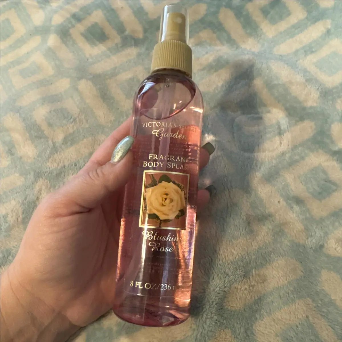 Victoria`s Secret Blushing Rose Fragrant Body Mist Spray Splash Rare Htf
