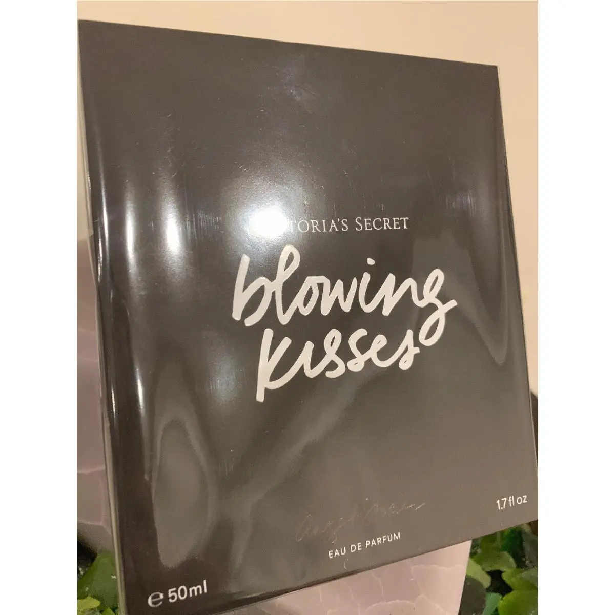 Victoria`s Secret Blowing Kisses Eau De Parfum Perfume Purple Violet 1.7 Oz
