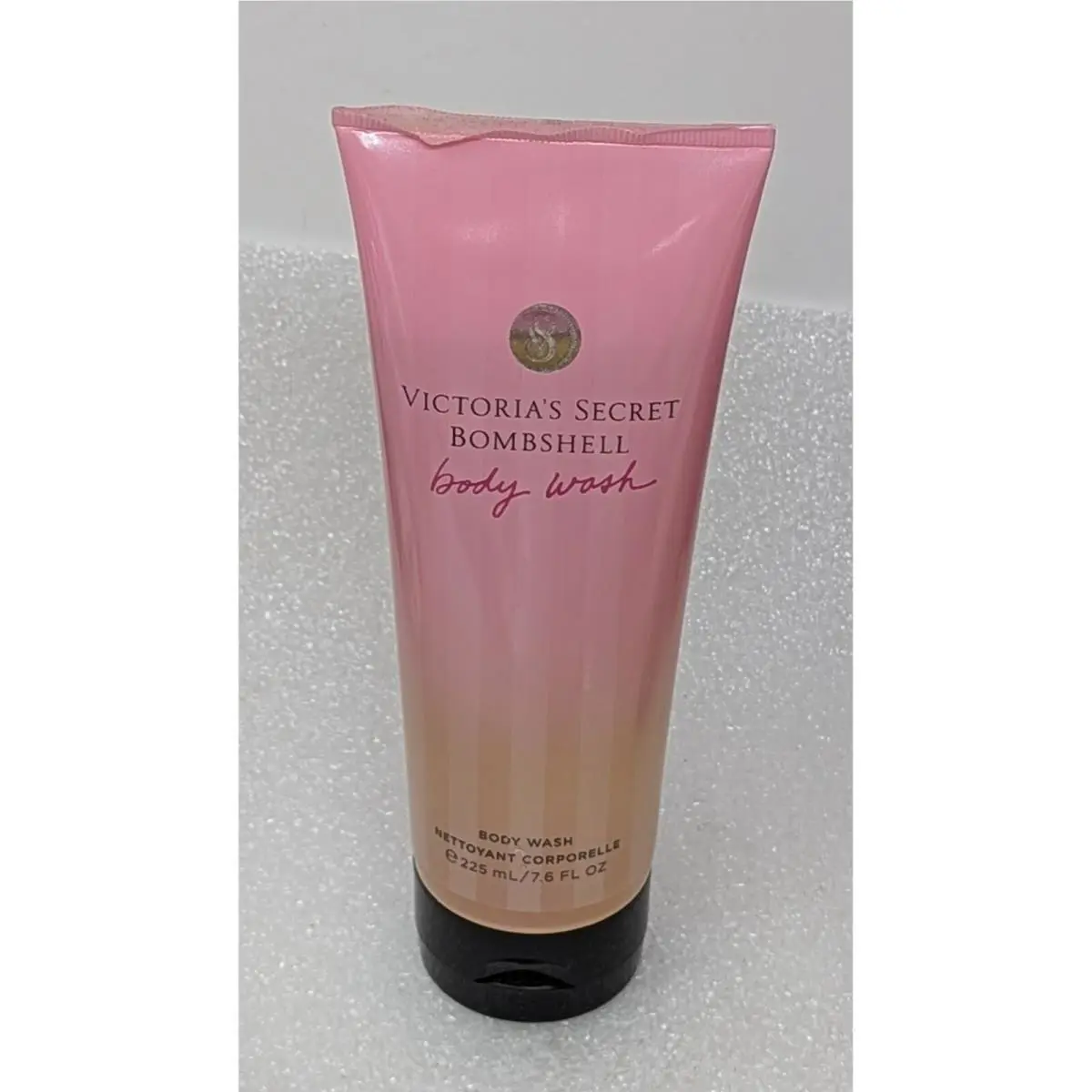 Victoria`s Secret Bombshell Body Wash 6.7 Fl Oz by Victoria's Secret