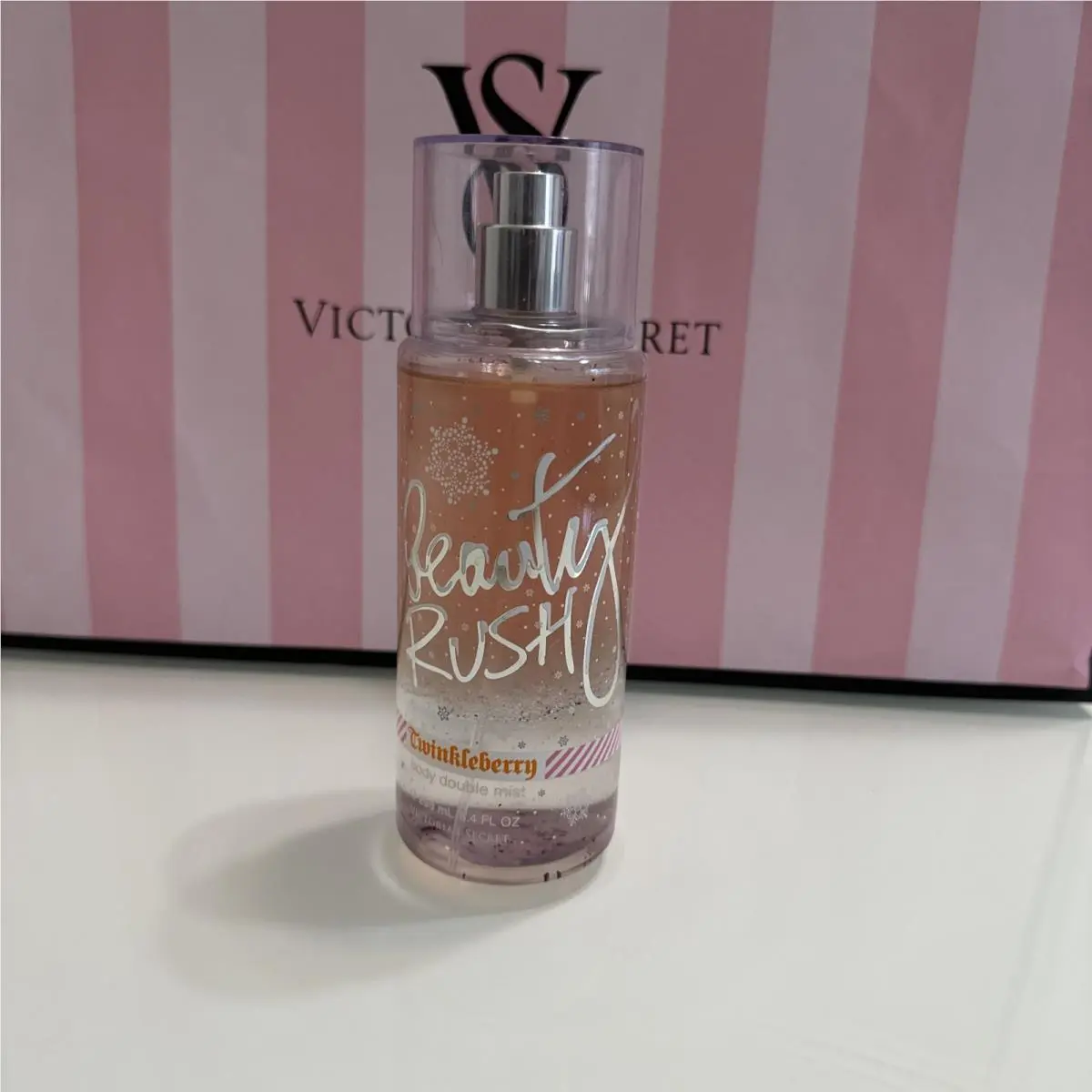 Victoria`s Secret Beauty Rush Twinkleberry 8.4 oz Body Double Mist Rare 95%