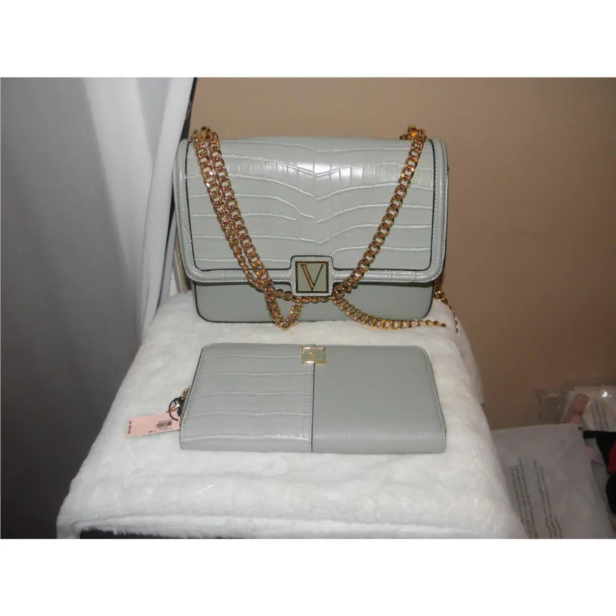 Victoria`s Secret Handbag Wallet