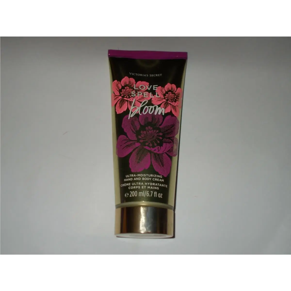 Victoria`s Secret Lovespell Love Spell Bloom Hand Body Cream