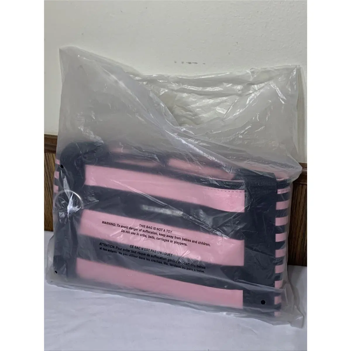 Victoria Secret Large Packable Tote Weekender Bag 20014 Limited Edition Classic