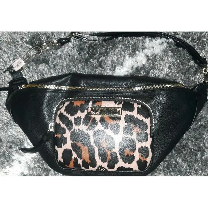 Victoria`s Secret Shoulder/crossbody/fanny Pack Black Leopard Logo