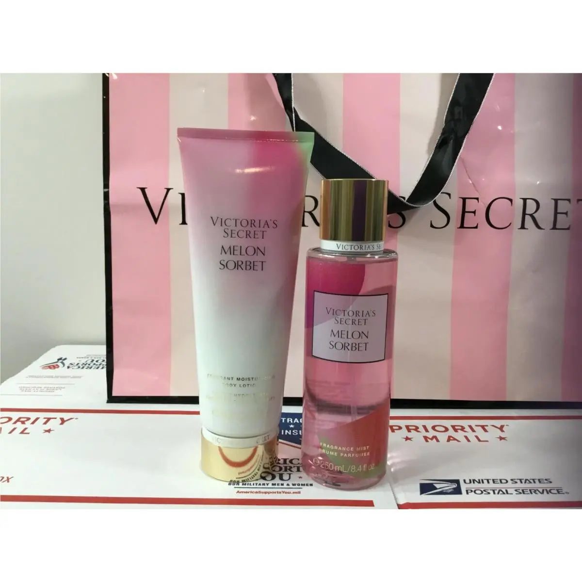 Victoria`s Secret Melon Sorbet Fragrance Body Mist Body Lotion Set