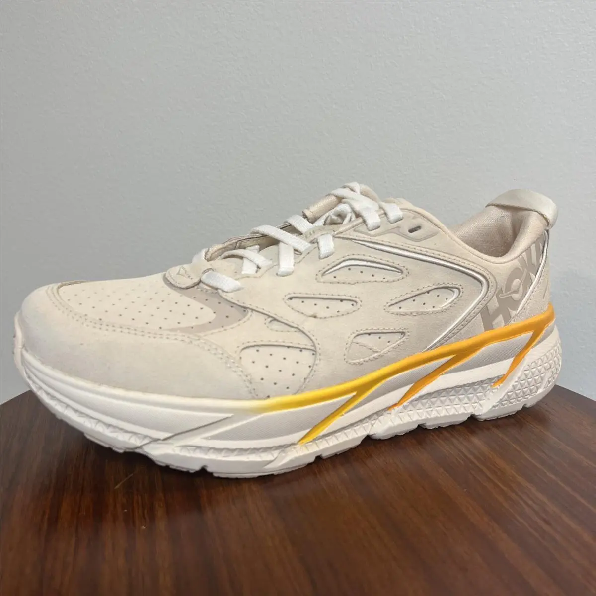 Hoka shoes - HOKA One One Clifton - One One Clifton - Hoka Clifton - Beige 23