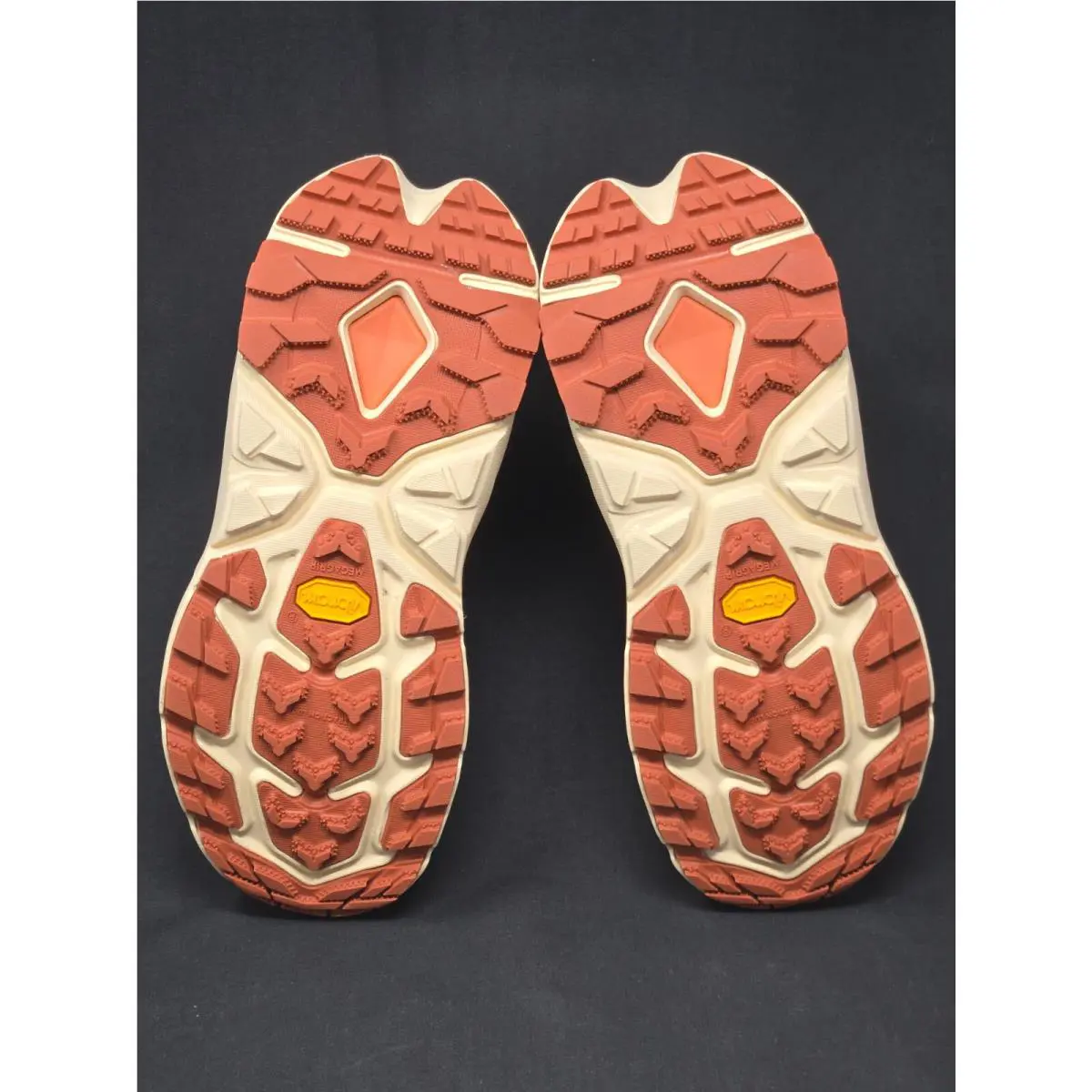 Hoka shoes - Hoka One One Kaha 2 GORE-TEX - 1123156-SBBCL - Red 5