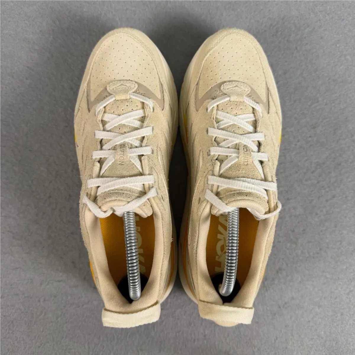 Hoka shoes - Hoka One One U Clifton L Suede - 1122571 SBRY - Short Bread/Radiant Yellow 4