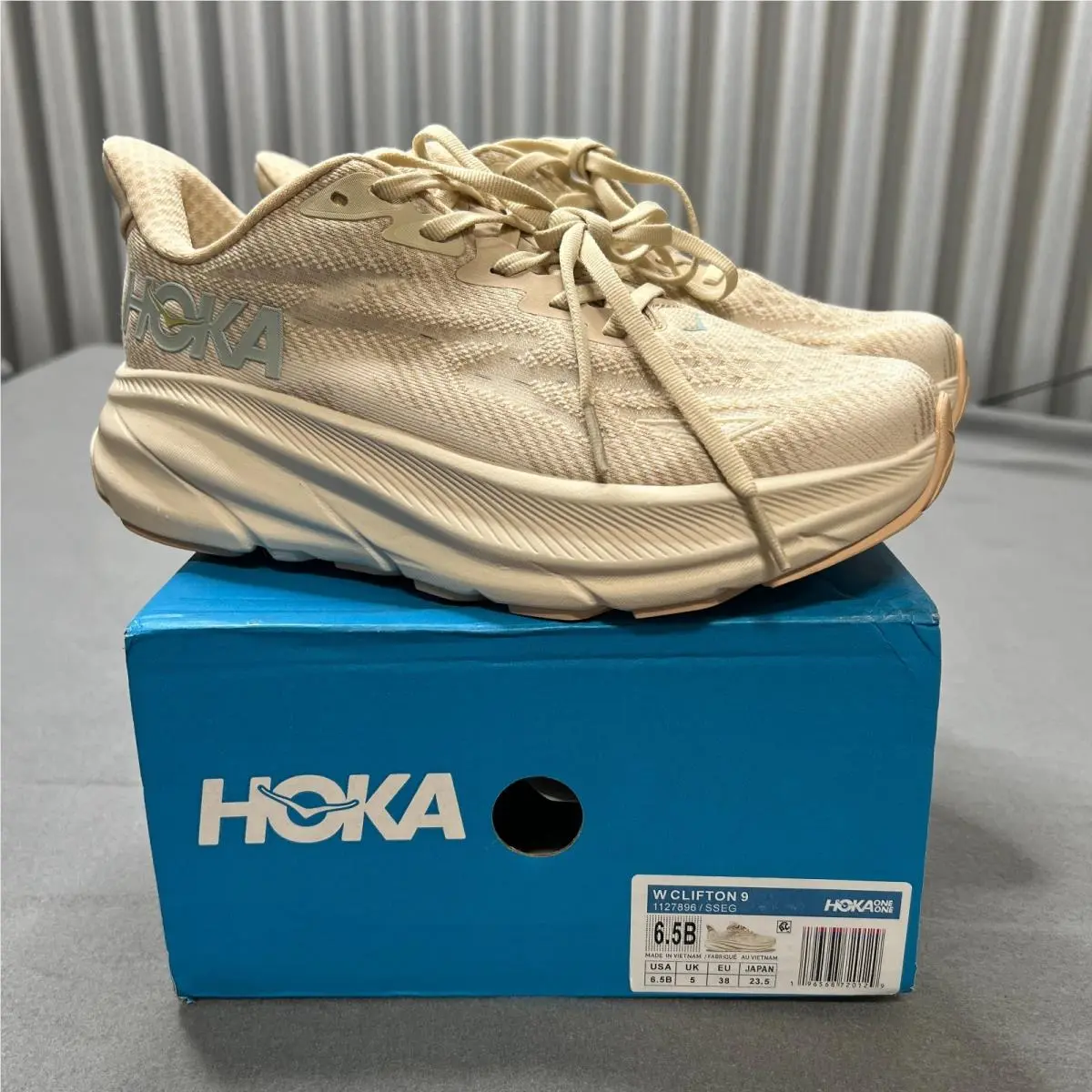 Hoka One One Clifton 9 Running Shoes Women`s Size 6.5B Vanilla Lace-up 1127896
