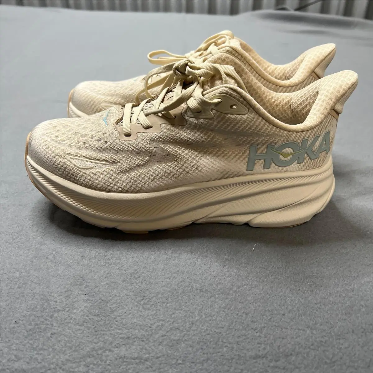 Hoka shoes - Hoka One One Clifton 9 - 1127896 - Beige (UPC: 196568720129) 1