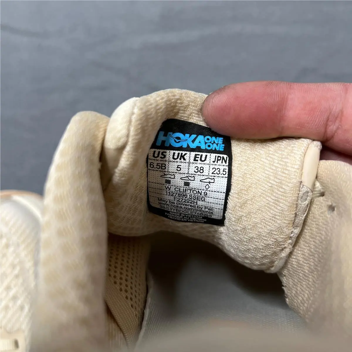 Hoka shoes - Hoka One One Clifton 9 - 1127896 - Beige (UPC: 196568720129) 3