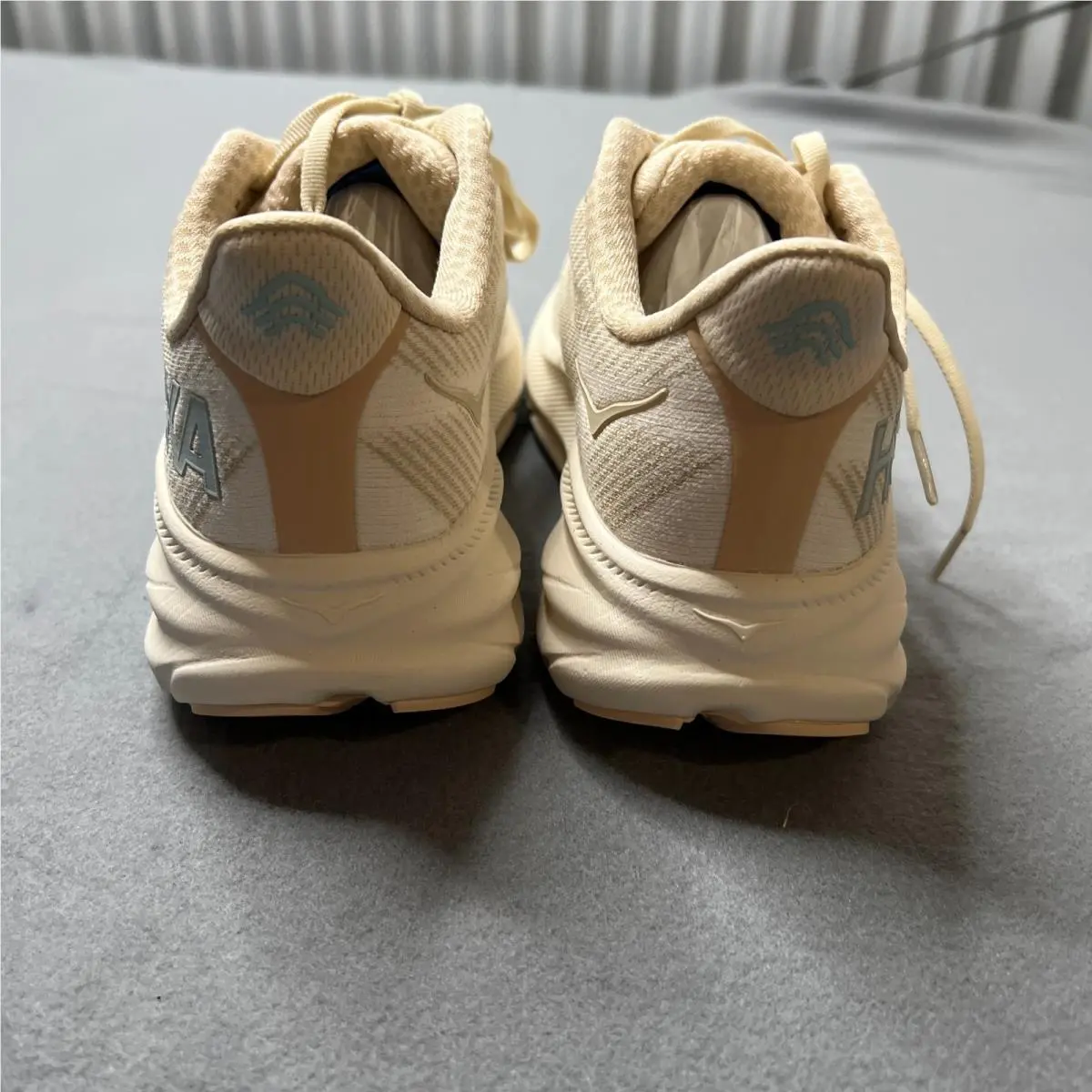 Hoka shoes - Hoka One One Clifton 9 - 1127896 - Beige (UPC: 196568720129) 4