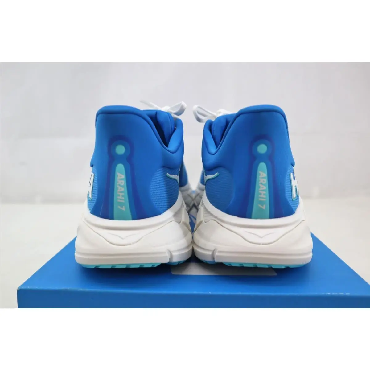Hoka shoes - Hoka One One Arahi 7 - 1147850 - Blue (UPC: 737566879282) 1