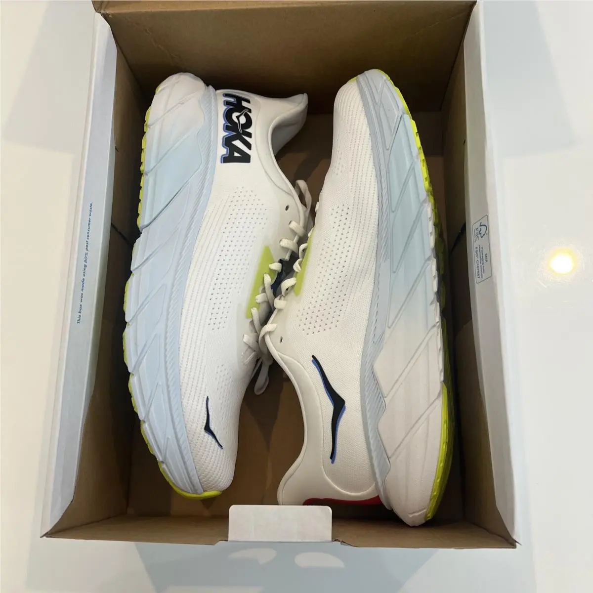 Hoka shoes - HOKA Arahi 7 - Arahi - 1147850-BVR - Blanc De Blanc/Virtual Blue 3