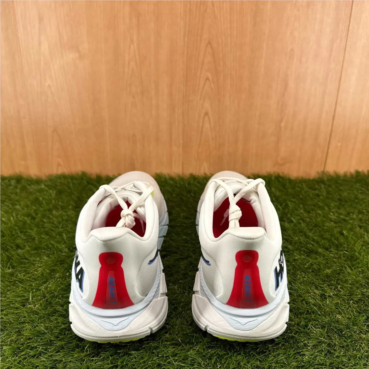 Hoka shoes - Hoka One One Arahi 7 - 1147850-BVR - White (UPC: 197634104355) 4