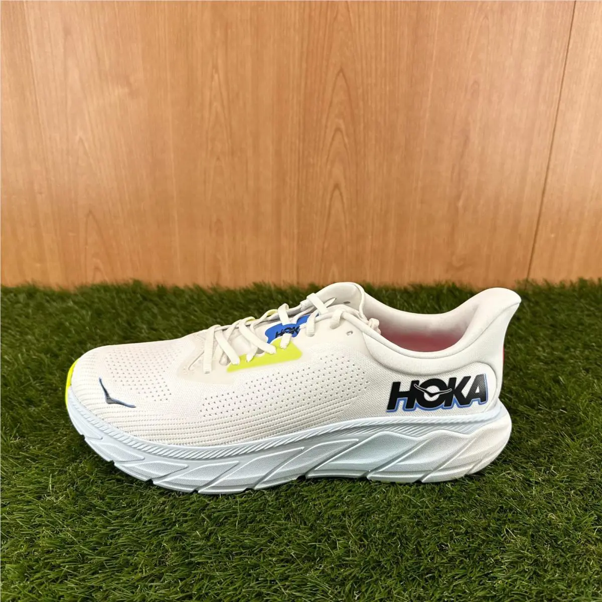 Hoka shoes - Hoka One One Arahi 7 - 1147850-BVR - White (UPC: 197634104355) 5