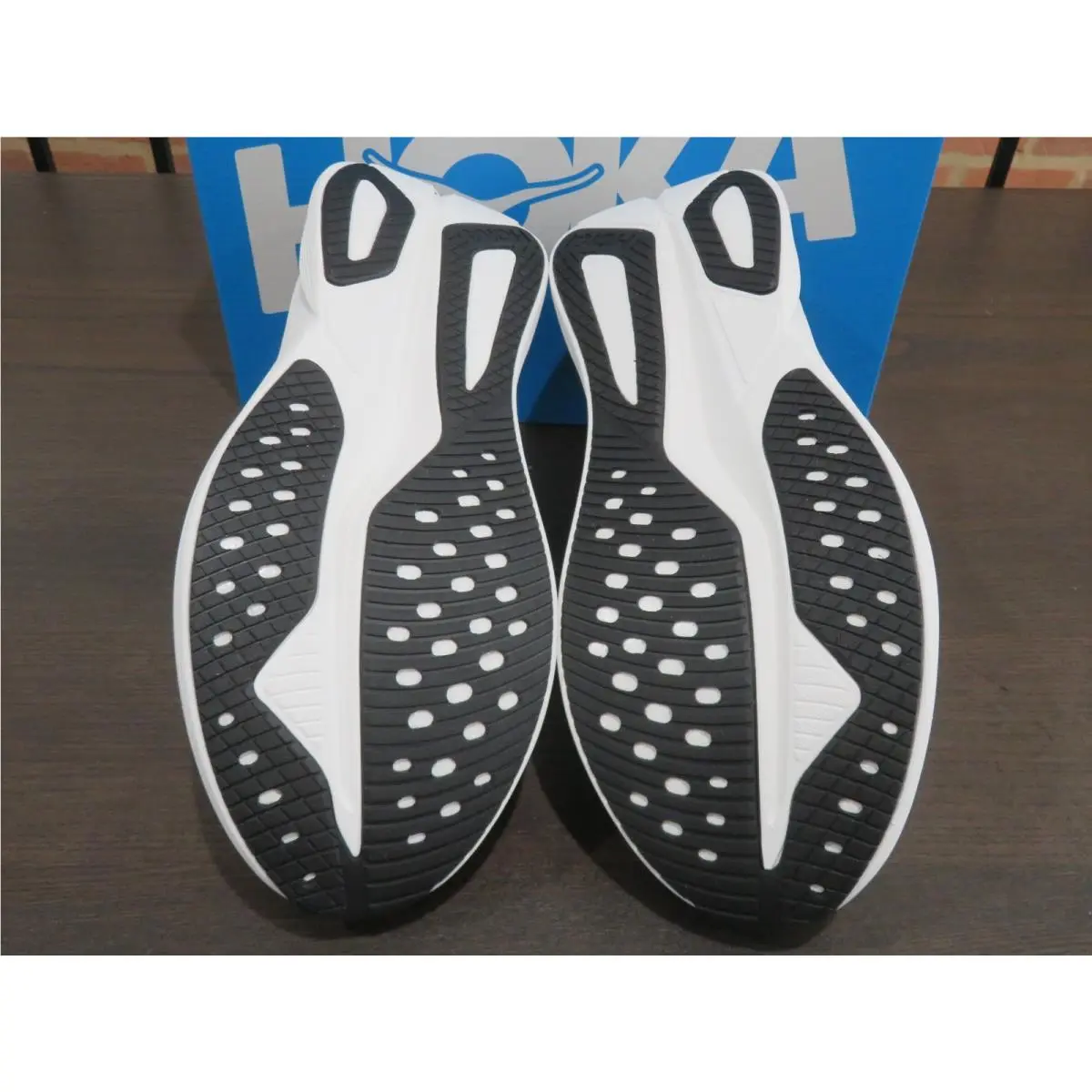 Hoka shoes - Hoka One One Mach 7 - Black 5