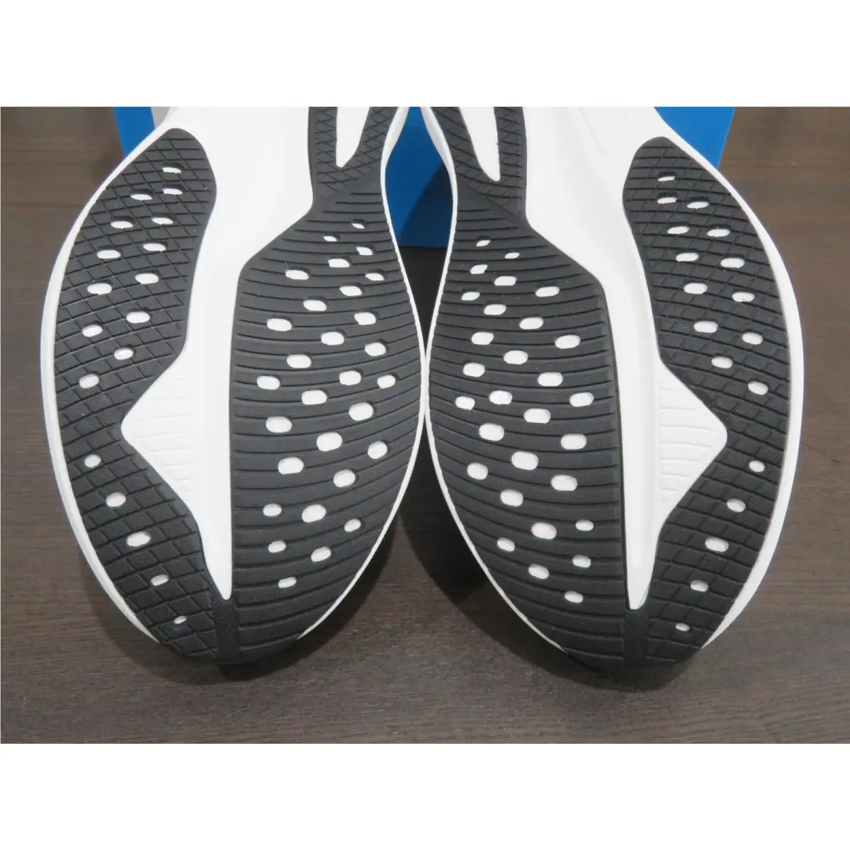 Hoka shoes - Hoka One One Mach 7 - Black 6