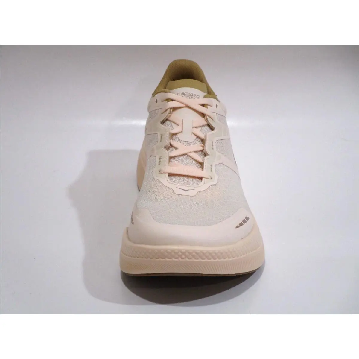 Hoka shoes - vanilla / wheat 1