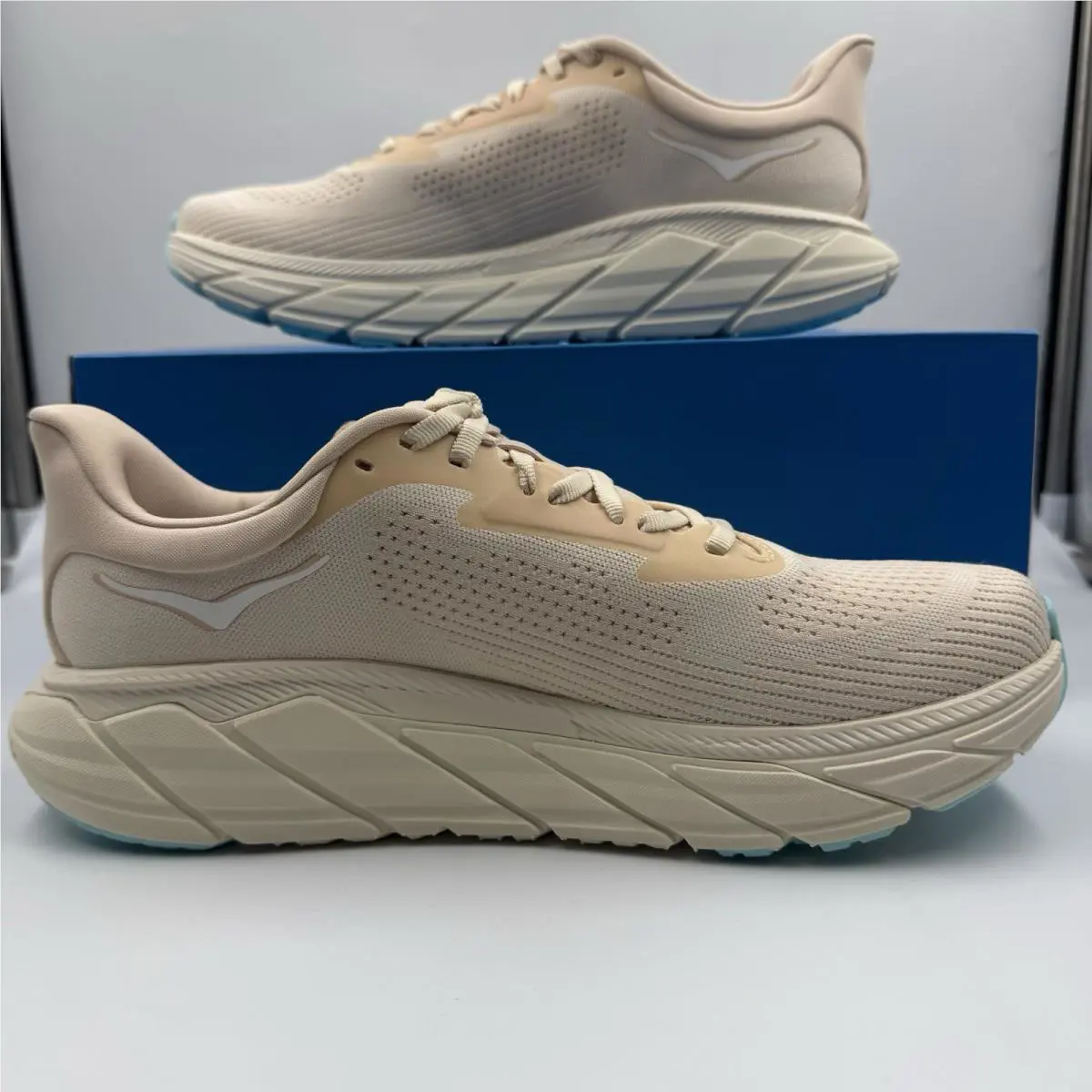 Hoka shoes - Hoka One One Arahi 7 - 1147851 - Vanilla / Cream 0