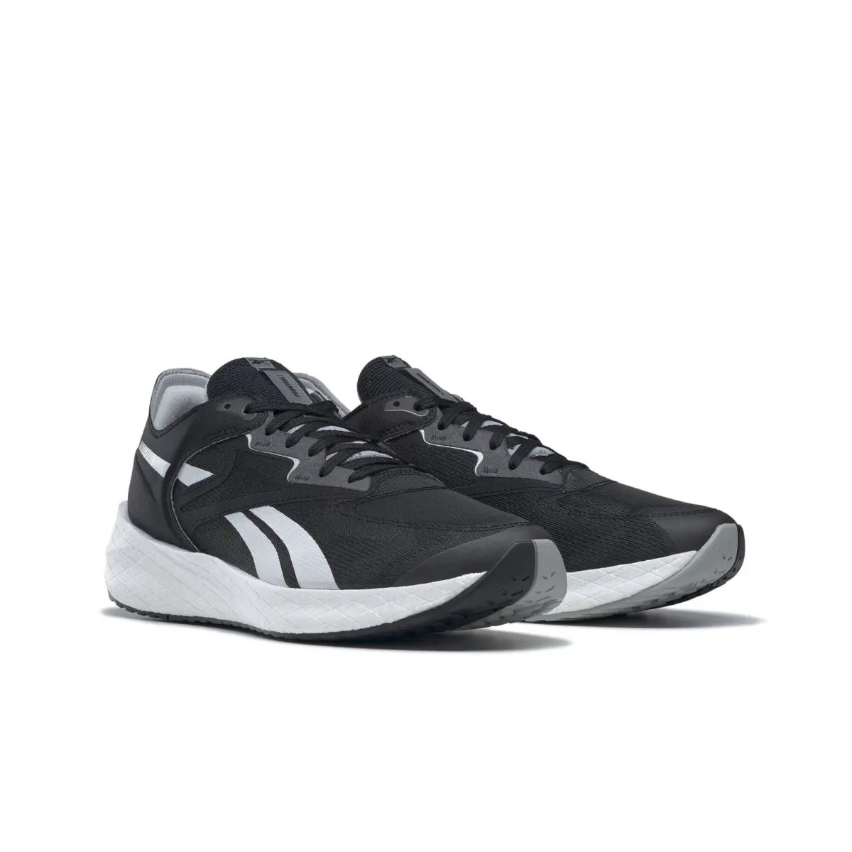 Reebok shoes - Cblack/Ftwwht/Purgry 0