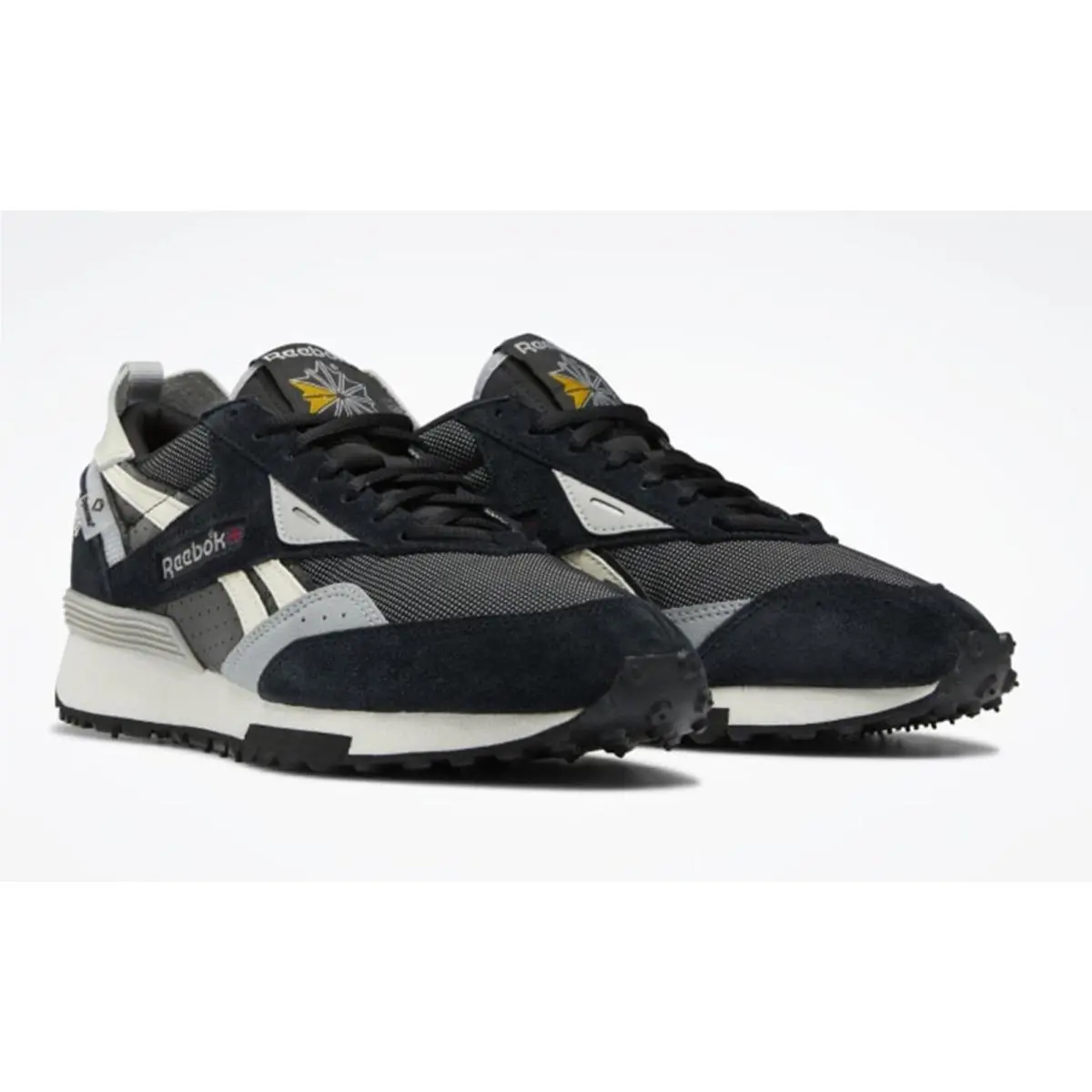 Reebok shoes - Cblack/Clawht/Pugry3 0