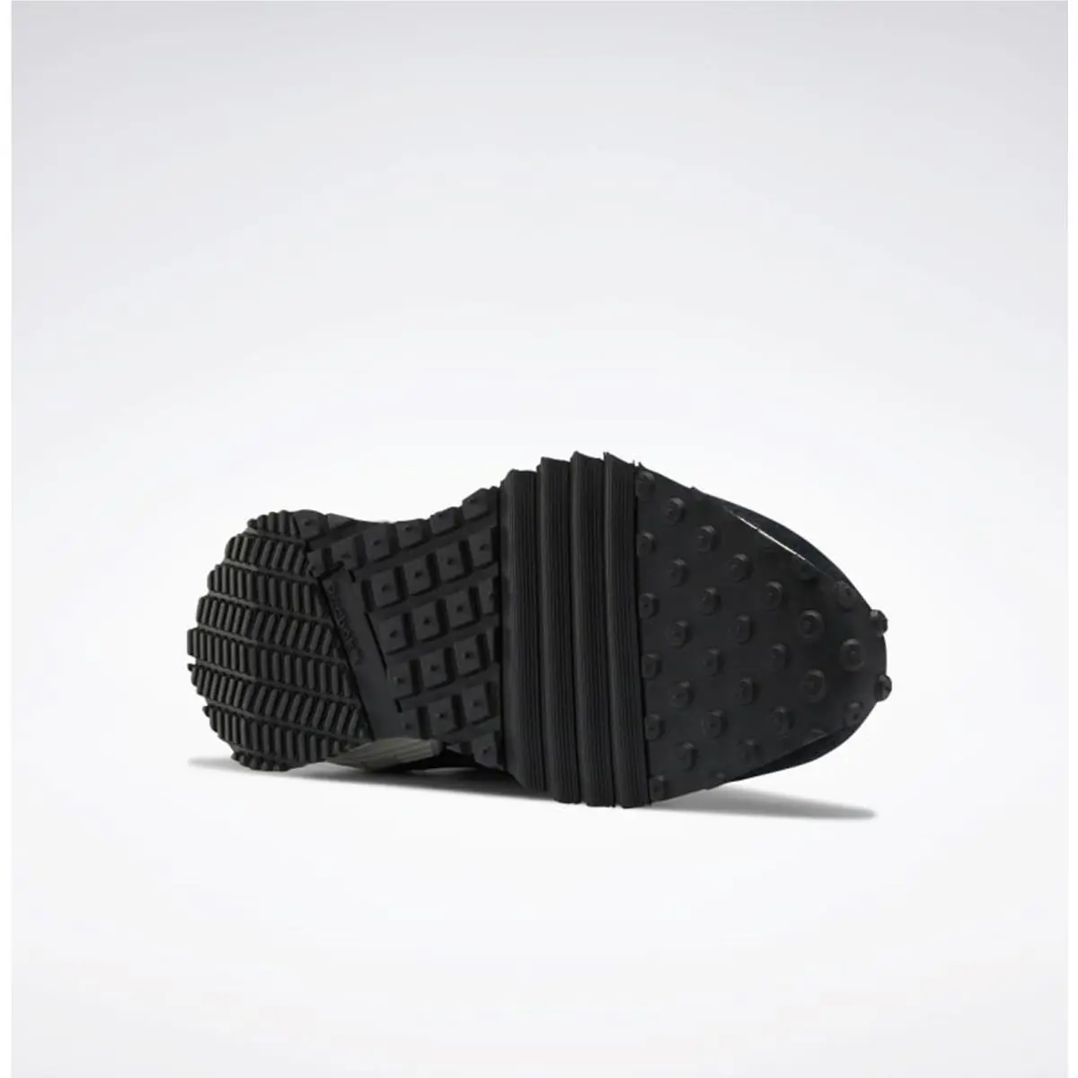 Reebok shoes - Cblack/Clawht/Pugry3 3