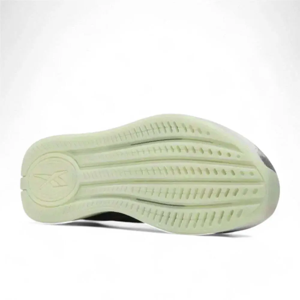 Reebok shoes - Cblack/Wasplm/Stoglw 6