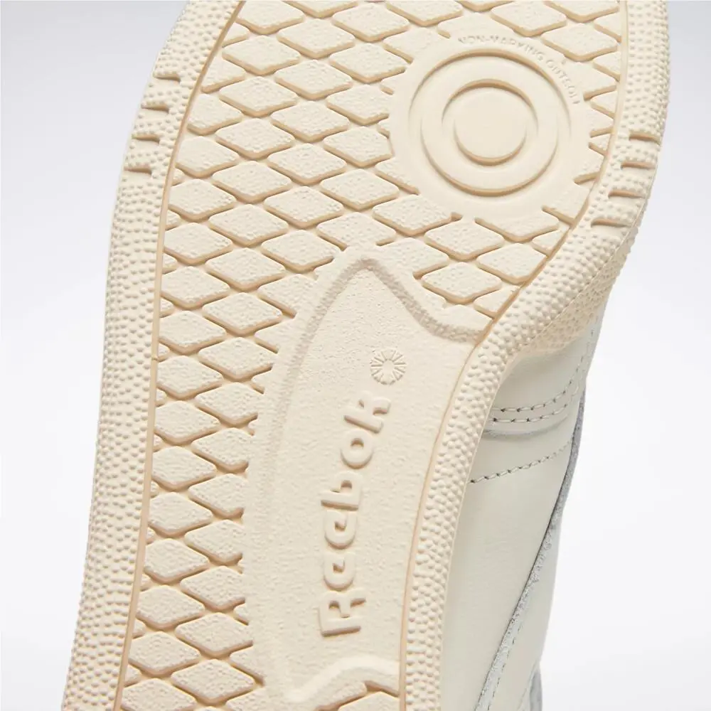 Reebok shoes - Chalk / Alabaster / Glen Green 38
