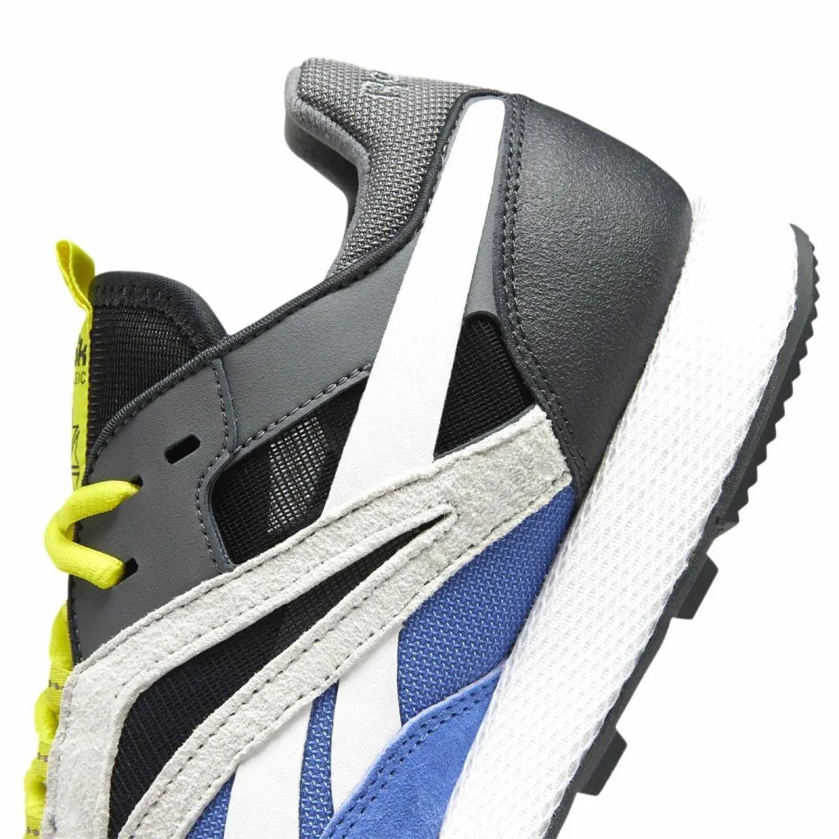 Reebok shoes - Multicolor 11
