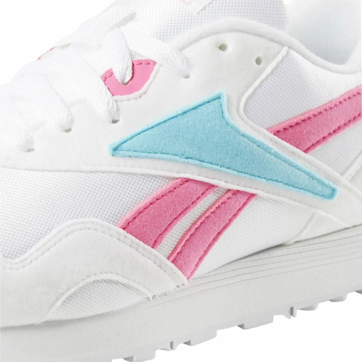 Reebok shoes - White 1