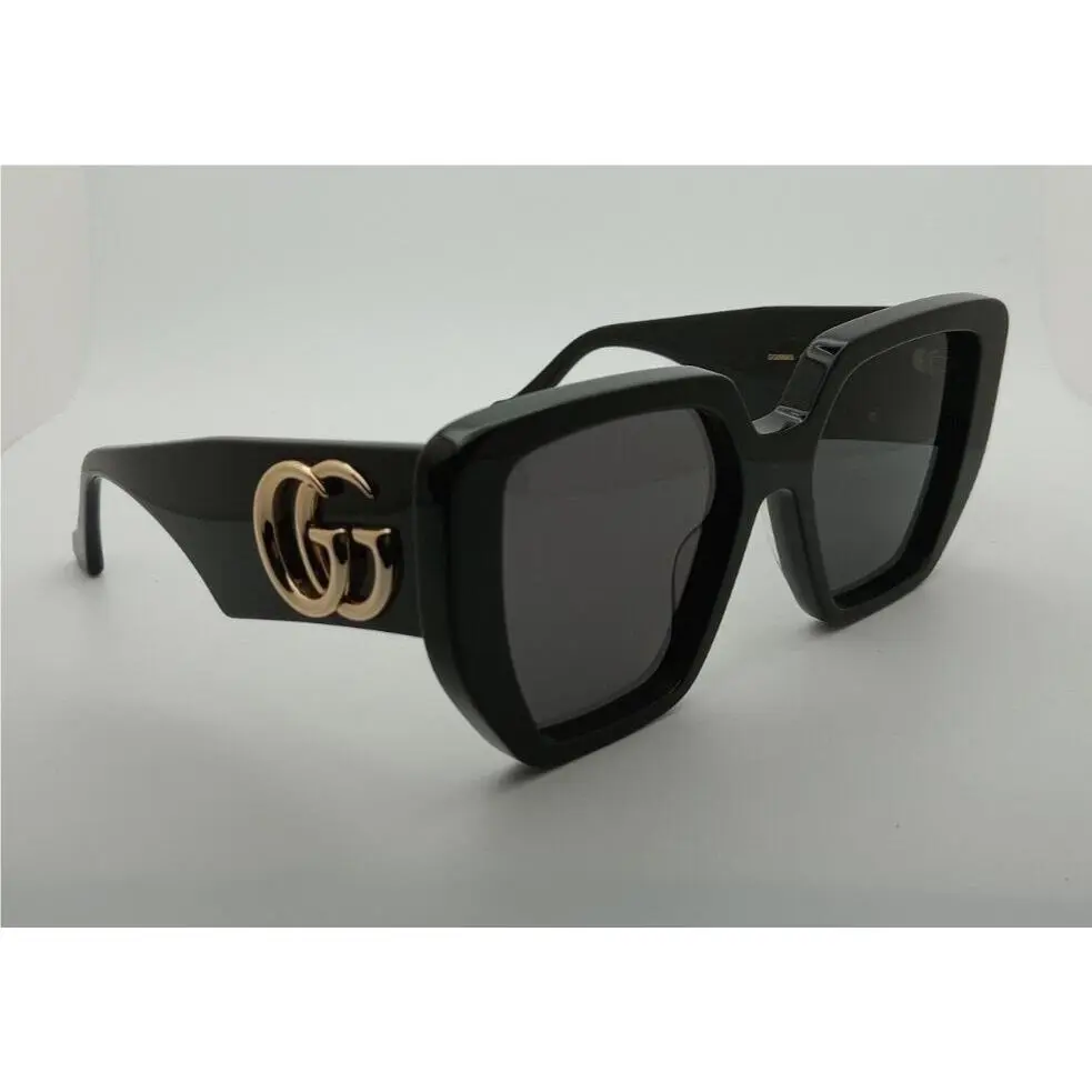 Gucci GG0956S Women`s Oversized Square Sunglasses Black Gradient Lens w/ Tag