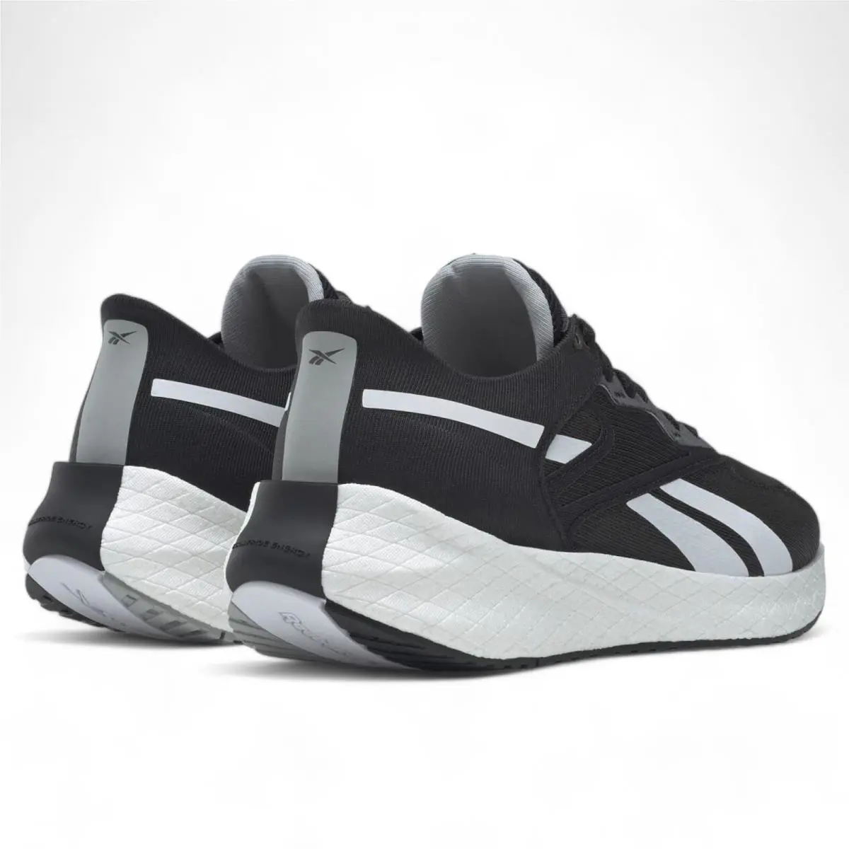 Reebok shoes - Cblack/Ftwwht/Purgry 0