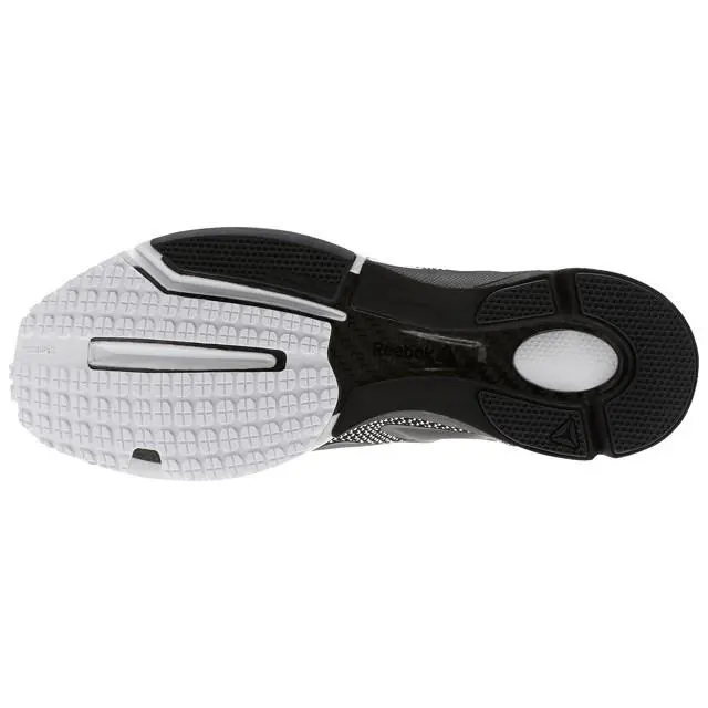 Reebok shoes - White/Black 7