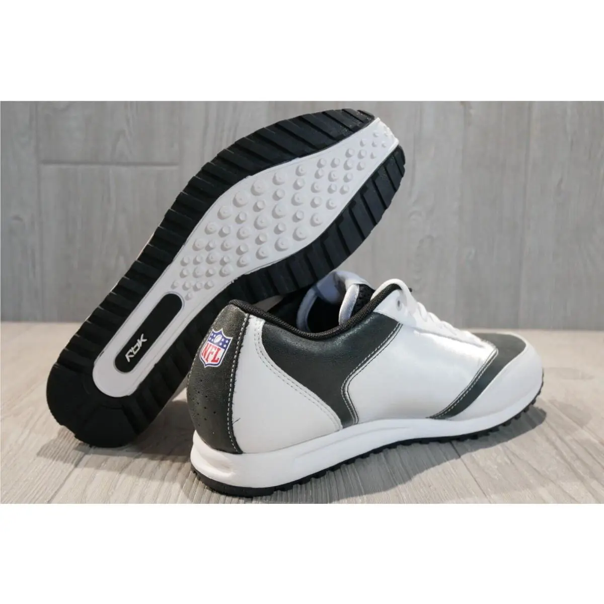 Reebok shoes - Black 4