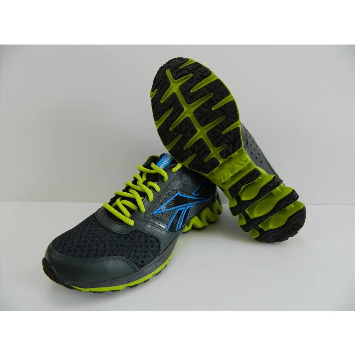 Reebok shoes - Reebok Zigkick Alpha - Zigkick Alpha - V53719 - Gray 4