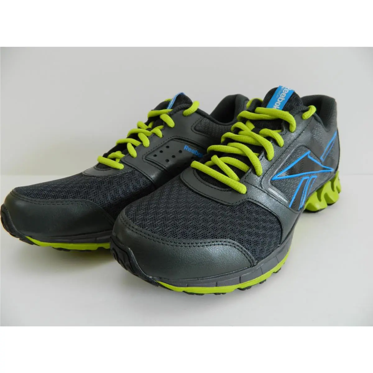 Reebok shoes - Reebok Zigkick Alpha - Zigkick Alpha - V53719 - Gray
