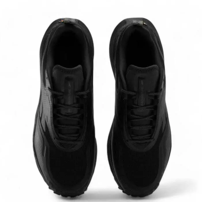 Reebok shoes - Black/Grey 5/Digital Coral 2