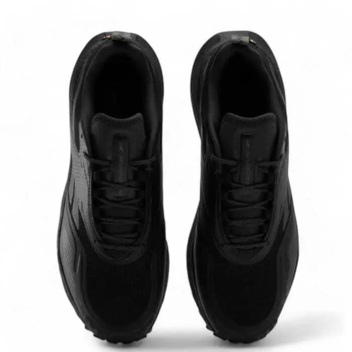 Reebok shoes - Black/Grey 5/Digital Coral 7