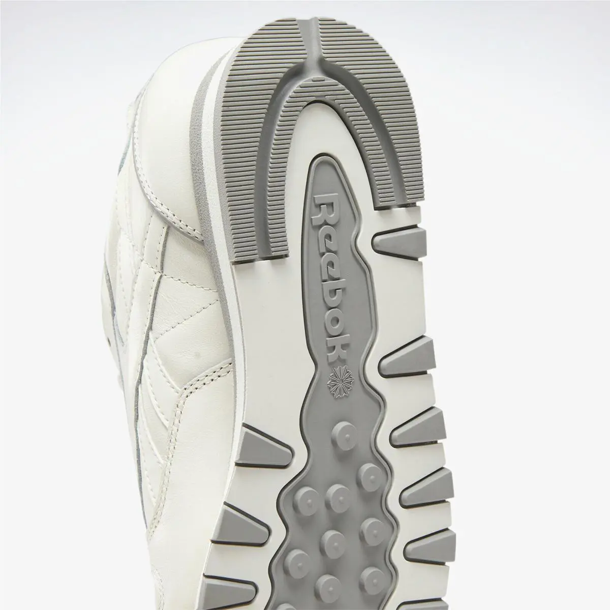 Reebok shoes - Reebok Classic Leather - Classic Leather - GX0281 - White 2