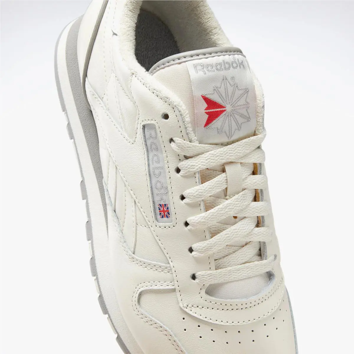 Reebok shoes - Reebok Classic Leather - Classic Leather - GX0281 - White 9