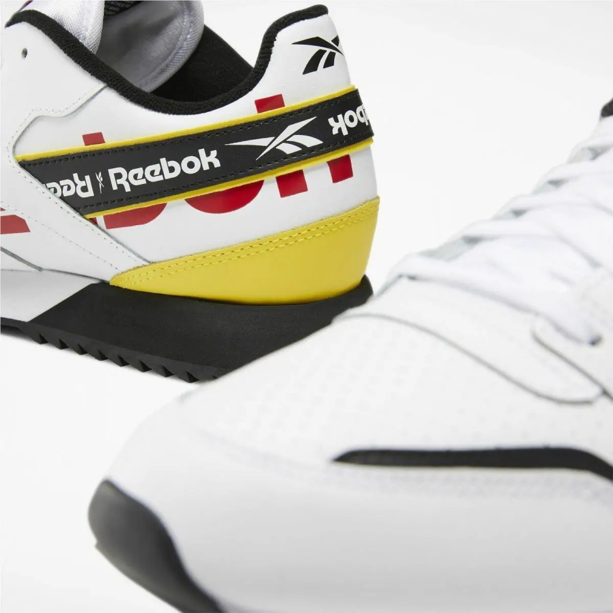 Reebok shoes - White 6