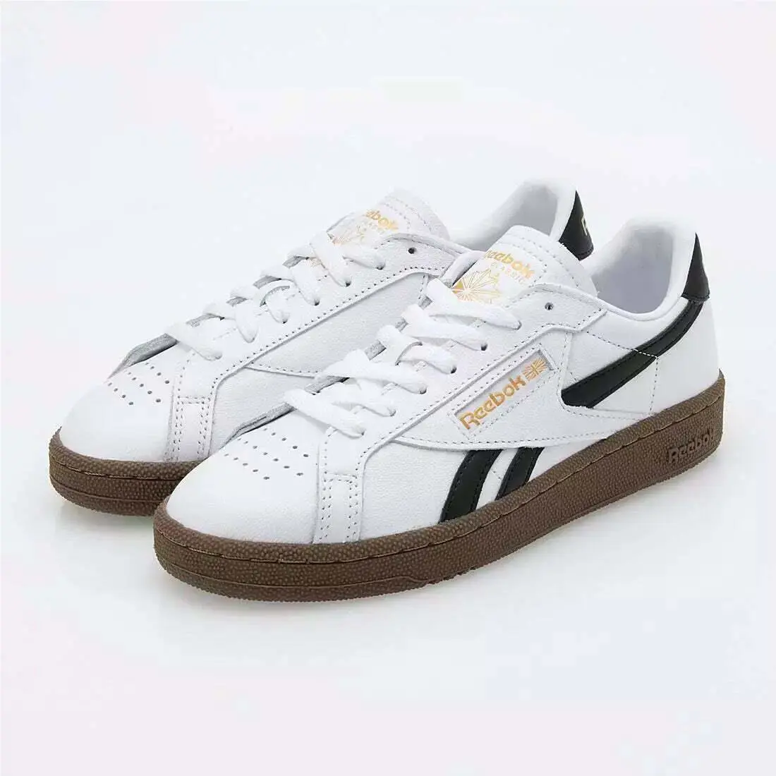 Reebok shoes - White/Black/Gum 6