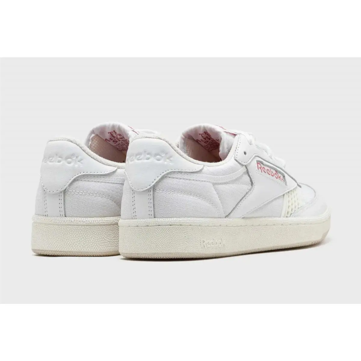 Reebok shoes - Ftwwht/Chalk/Stucco 2