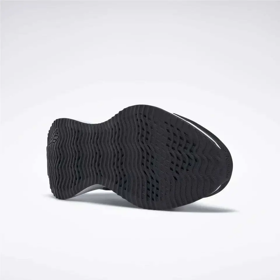 Reebok shoes - Crblk/Fwwht/Crblk 8