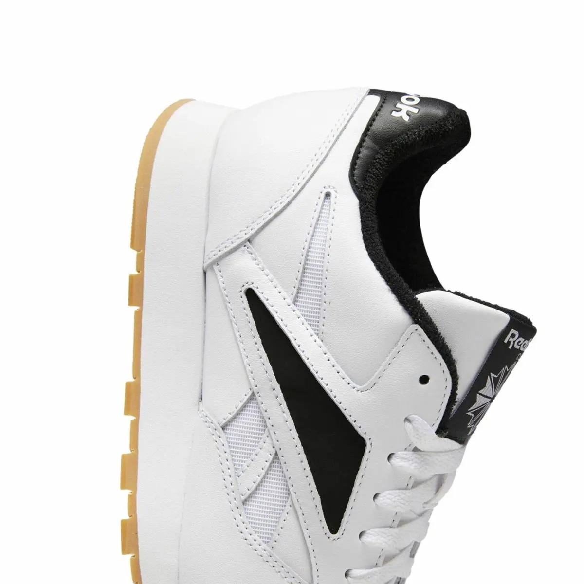 Reebok shoes - White/Black/White 5
