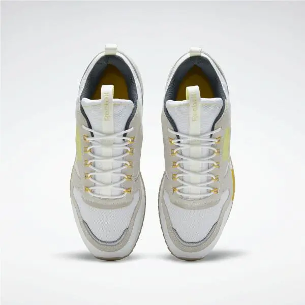 Reebok shoes - CL - EG6472 - White 1