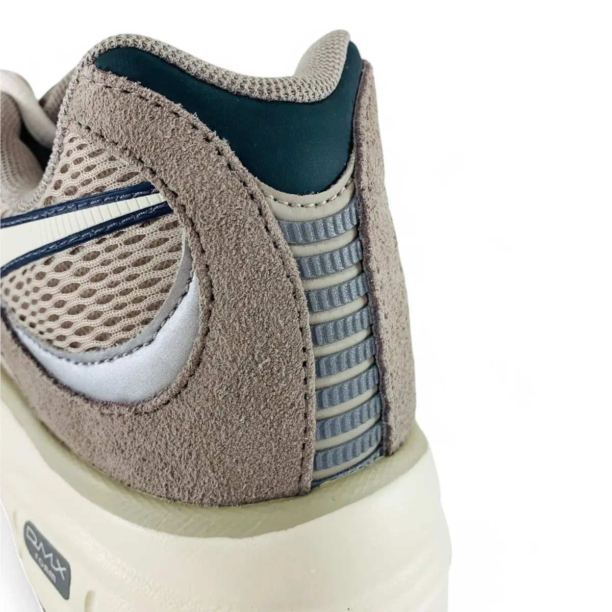 Reebok shoes - Reebok Premier Road Plus VI - 100074091 - Beige 18