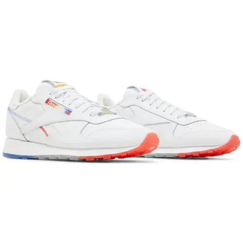 Reebok shoes - Ftwwht/Echblu/Insred 5